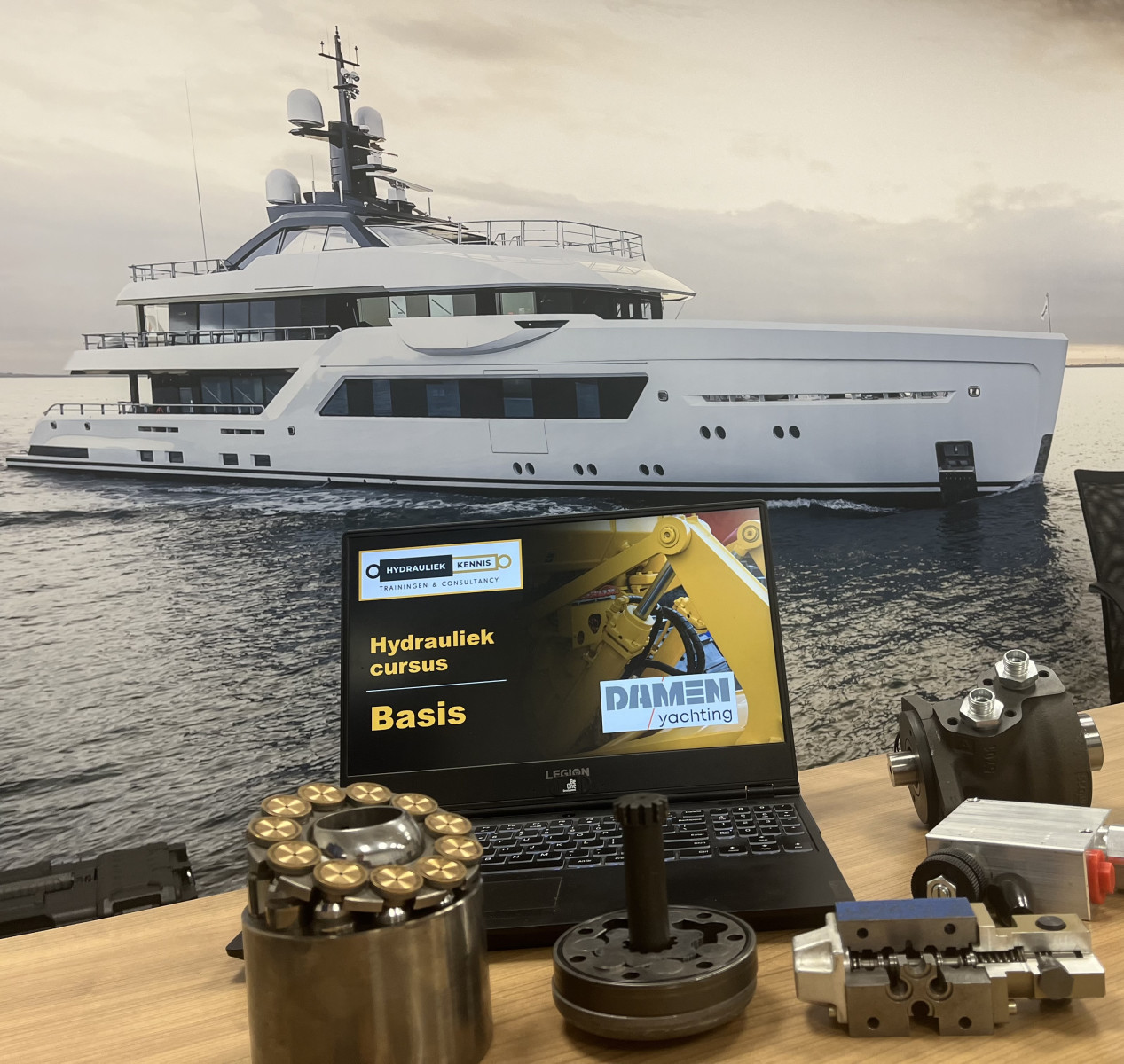 Incompany basiscursus hydrauliek bij Damen Yachting – hydrauliek leren op eigen locatie